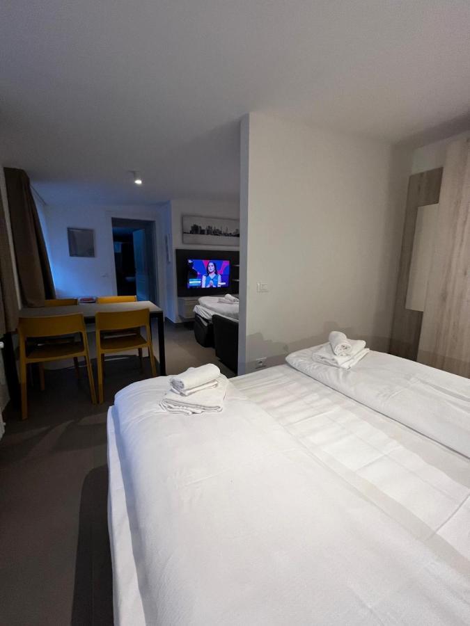 Bilo - Apartments For Rent Тренто Екстер'єр фото